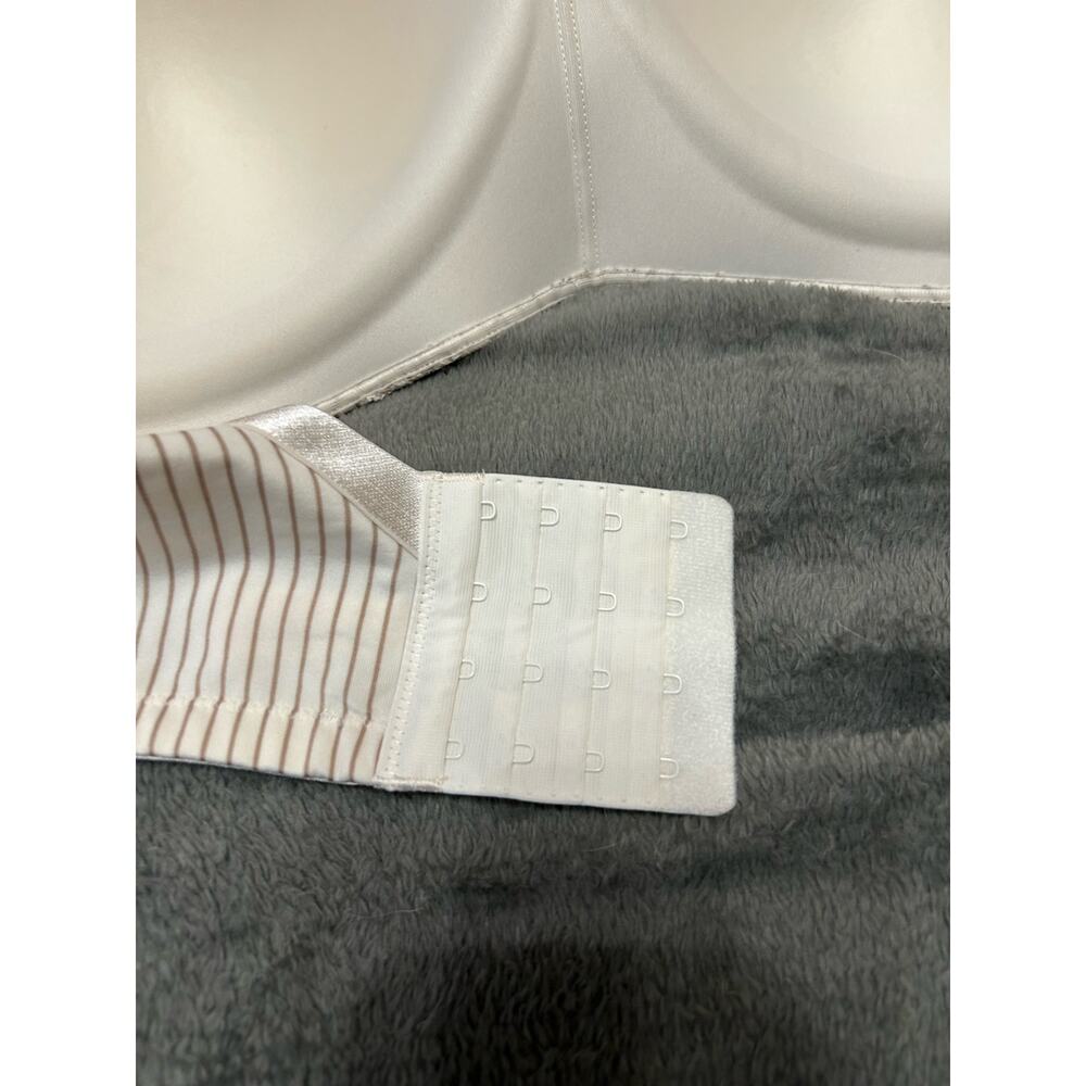 Cacique Simply Wire Free T-shirt Bra, cream with gold stripes and lace, 42DD - Picture 8 of 15